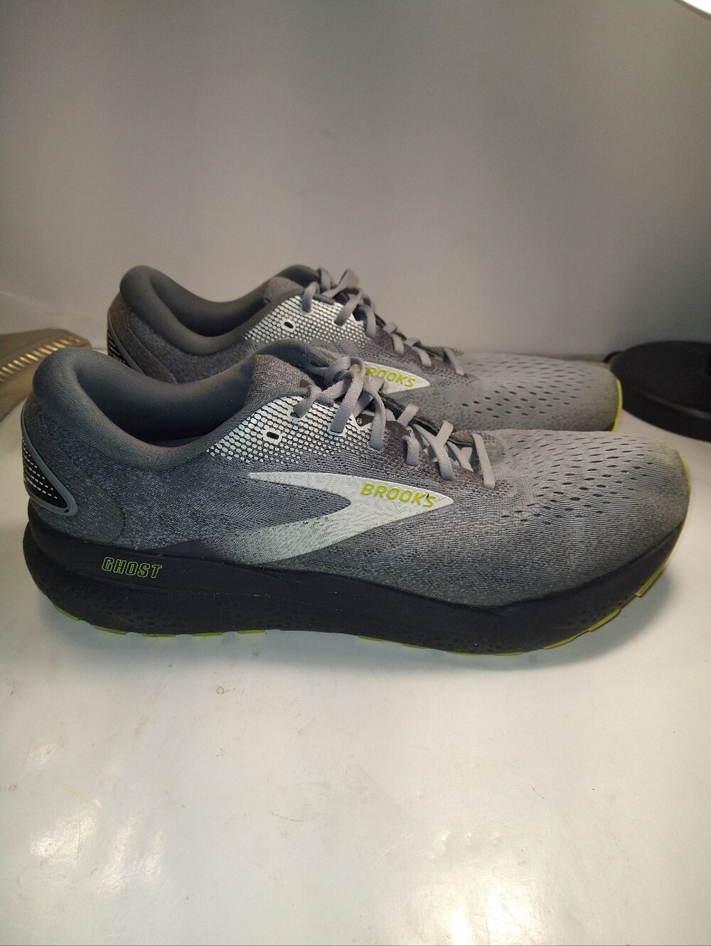 Brooks Ghost 16 Running Shoes Men's sz 14D (1104181D040).